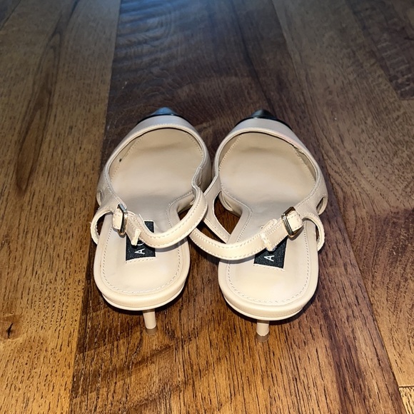 Aqua Woman’s Pink and Black Heels Size 7m - Picture 4 of 7